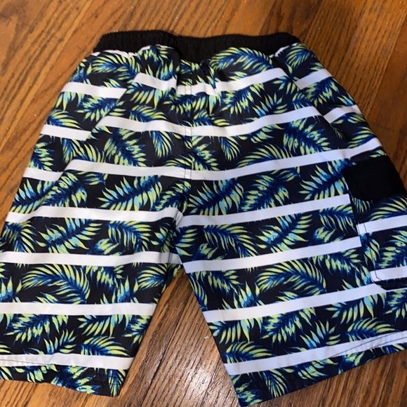 PRIMARK size 9/10 bathing suit - Picture 3 of 3